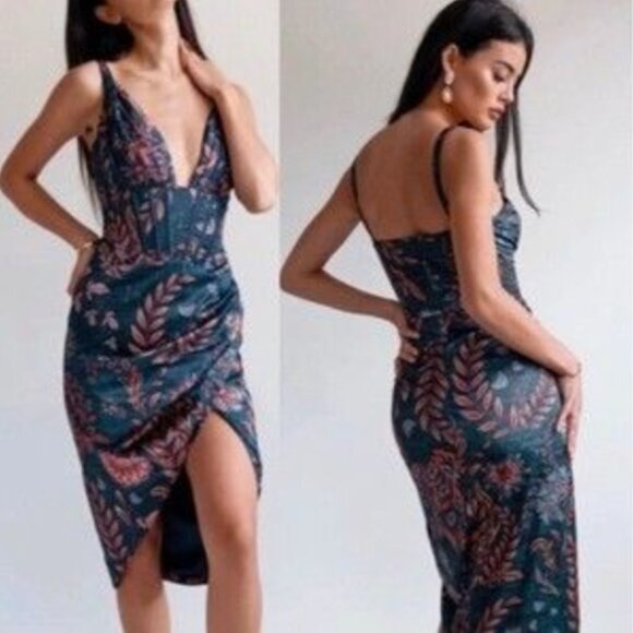 NWT! Averie Halley Draped Midi Dress in a floral print on a cobalt blue size S - Picture 13 of 13